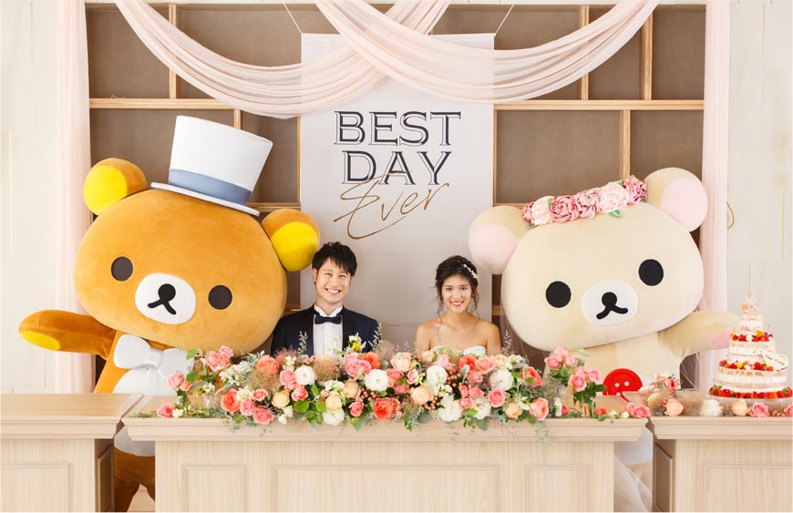 rilakkuma-themed wedding life-sized Rilakkuma and Korilakuma