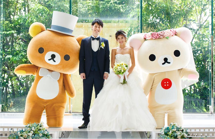 rilakkuma-themed wedding life-sized Rilakkuma and Korilakuma