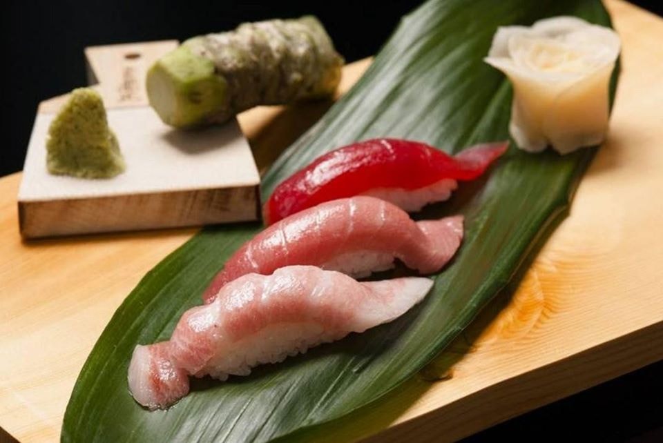 Tomi Sushi plate of sushi