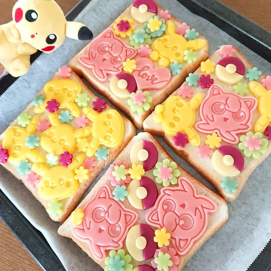 pokemon toast and cookie art with flowers