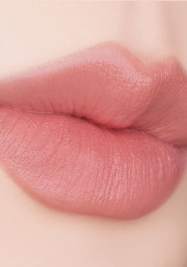 HERA matte nude lipstick