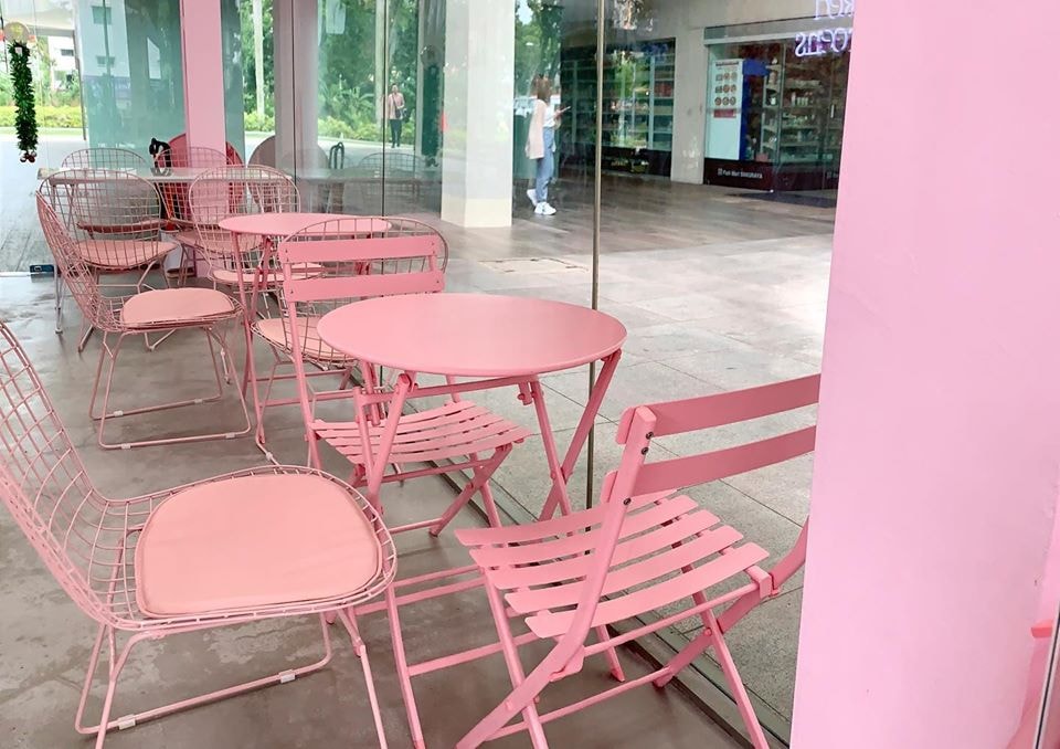 Wicked Greens pink cafe furniture