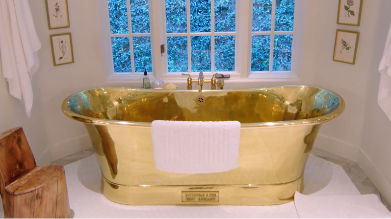 Kendall Jenner new house gold bathtub 2020 home tour