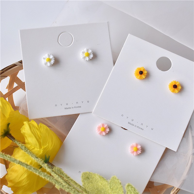 Daisy earrings