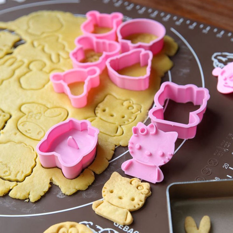 Hello Kitty Cookie Baking Mould