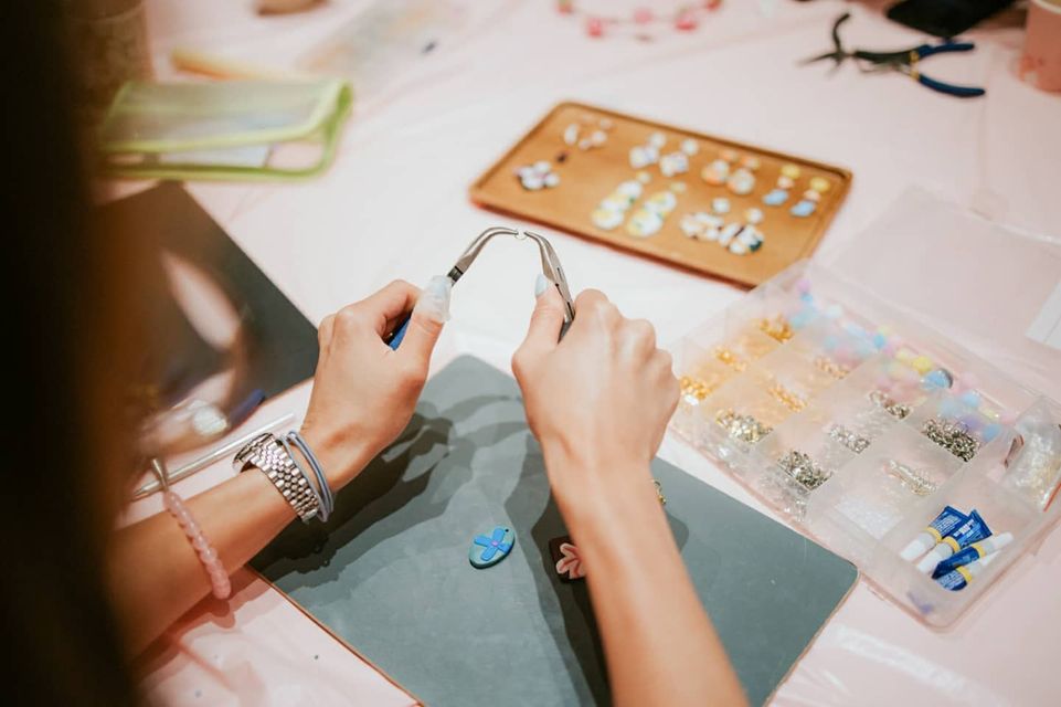 Hands On Klay polymer clay handmade jewellery workshop