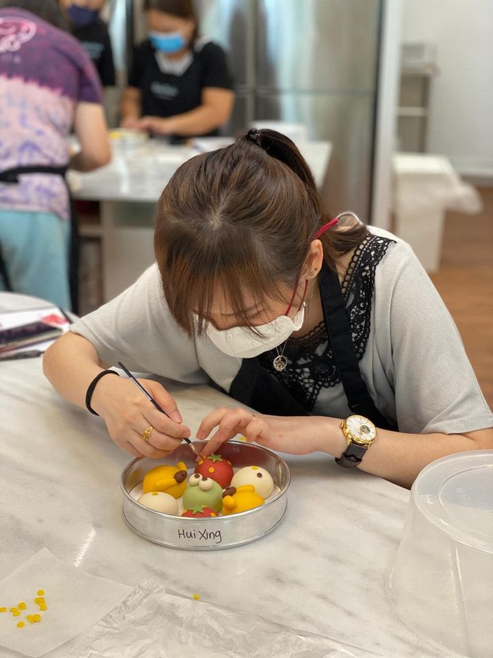 Bake Fresh Pull Apart Mantou Baking Class