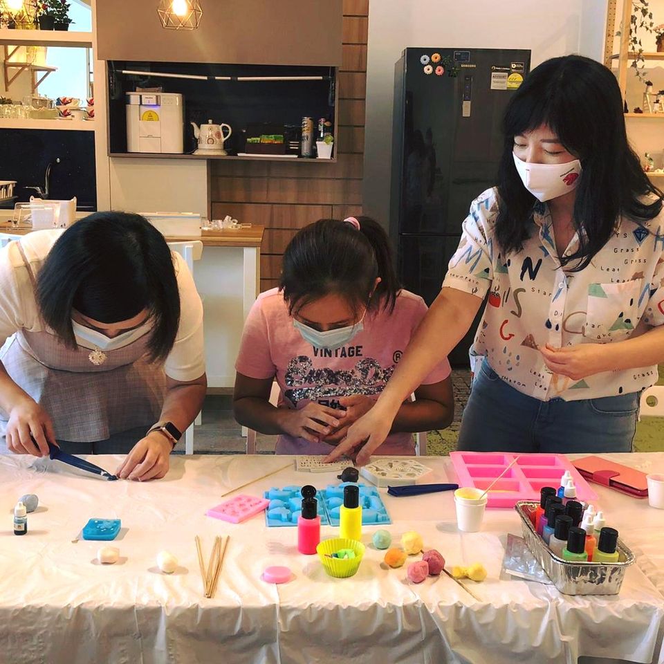 Sugar & Spice Melt and pour Soap Making Class