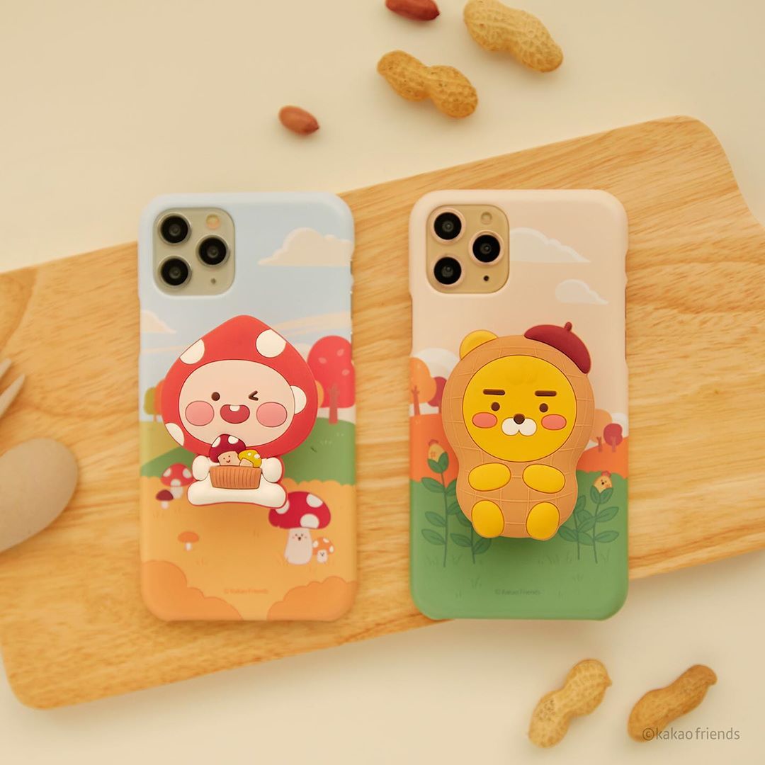 iPhone cases with pop socket