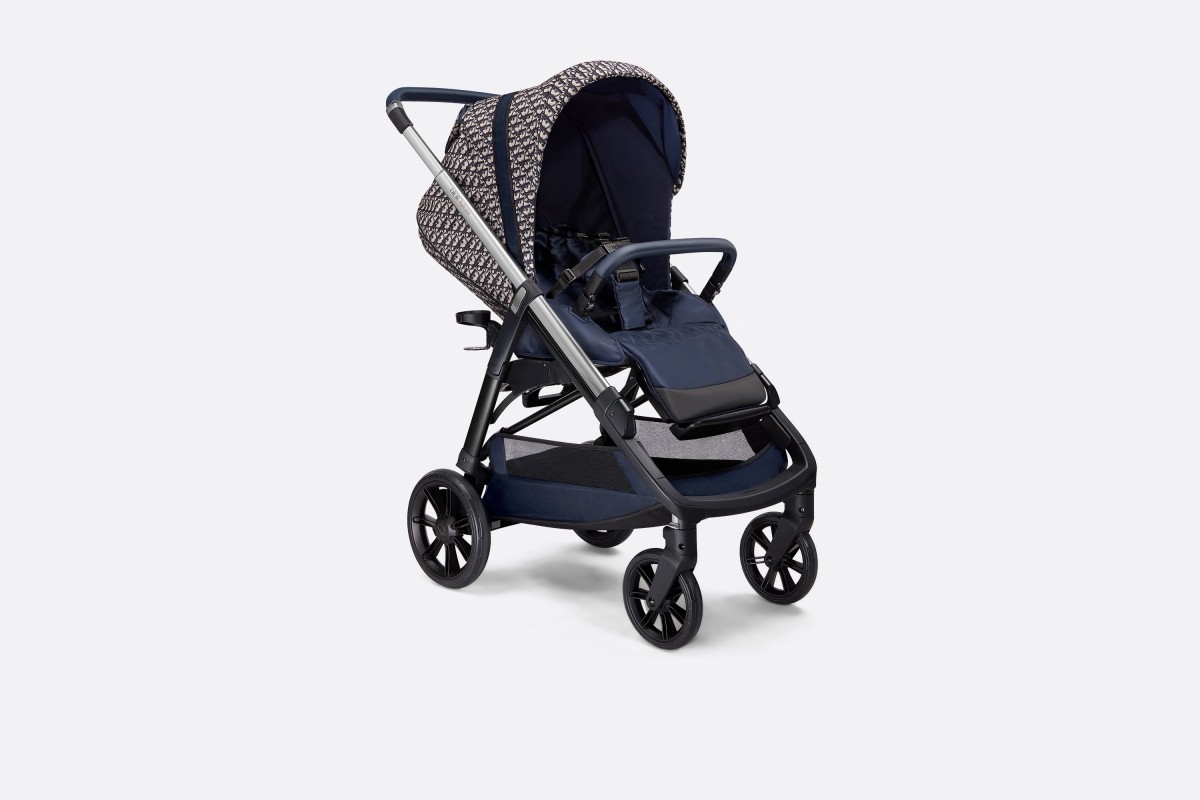 Dior baby stroller front view