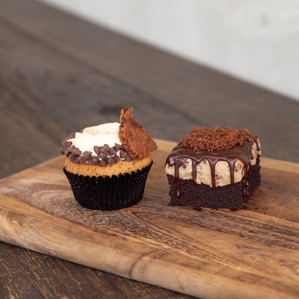 Plain Vanilla Bakery chocolate cupcake and brownie