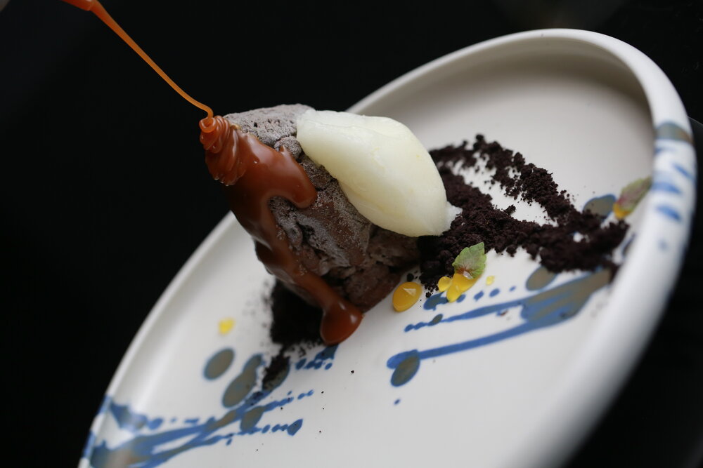 2am:dessertbar chocolate h20 cake