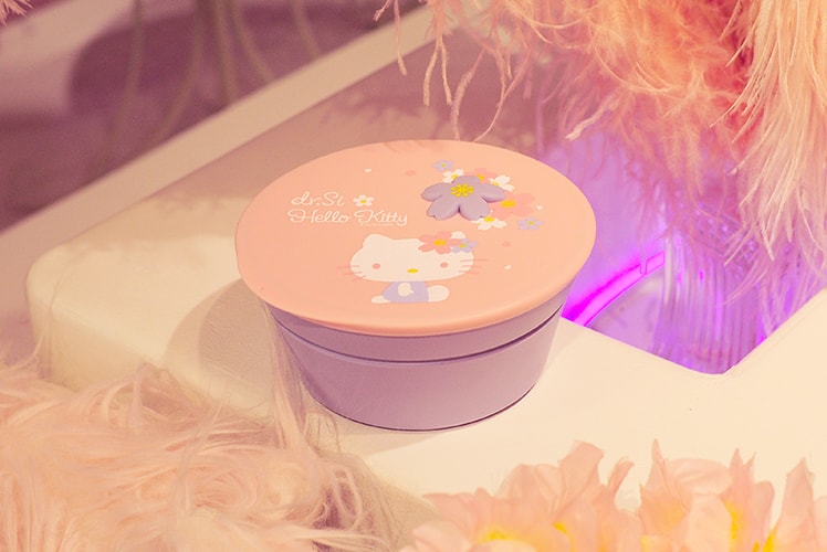 dr.Si x Hello Kitty Cherry Blossom Lunch Box