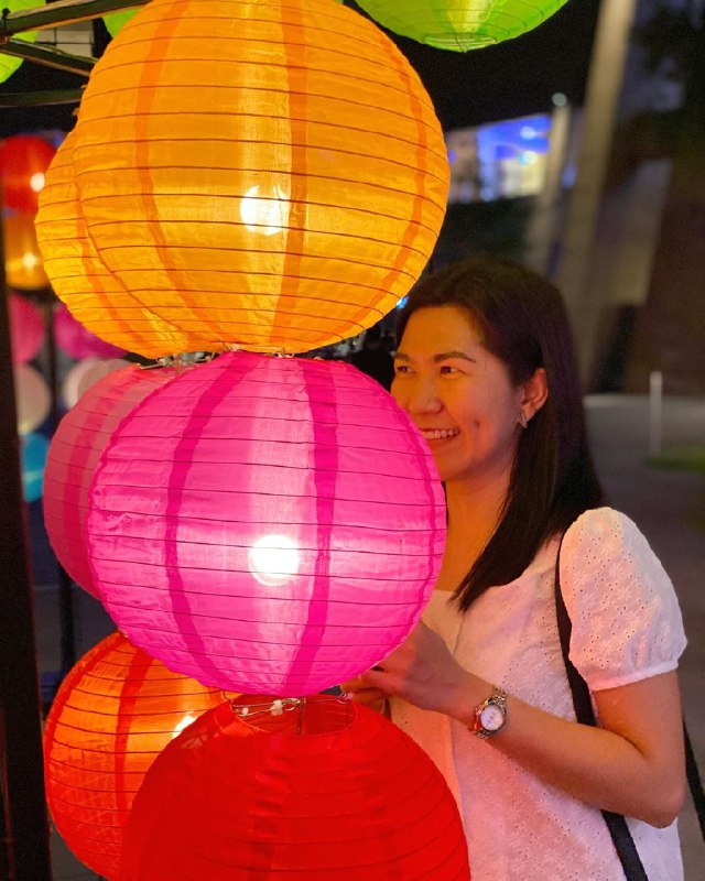 Esplanade Moonfest light up Singapore 2020