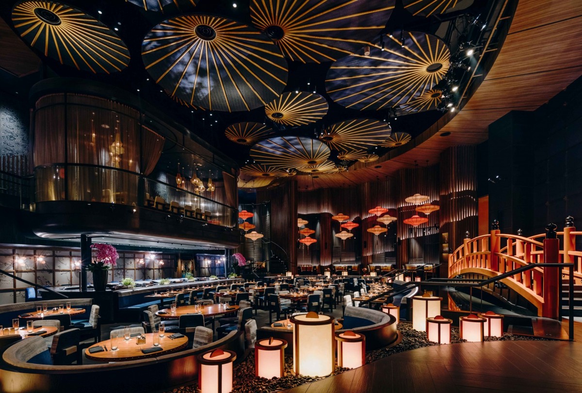 KOMA dining area