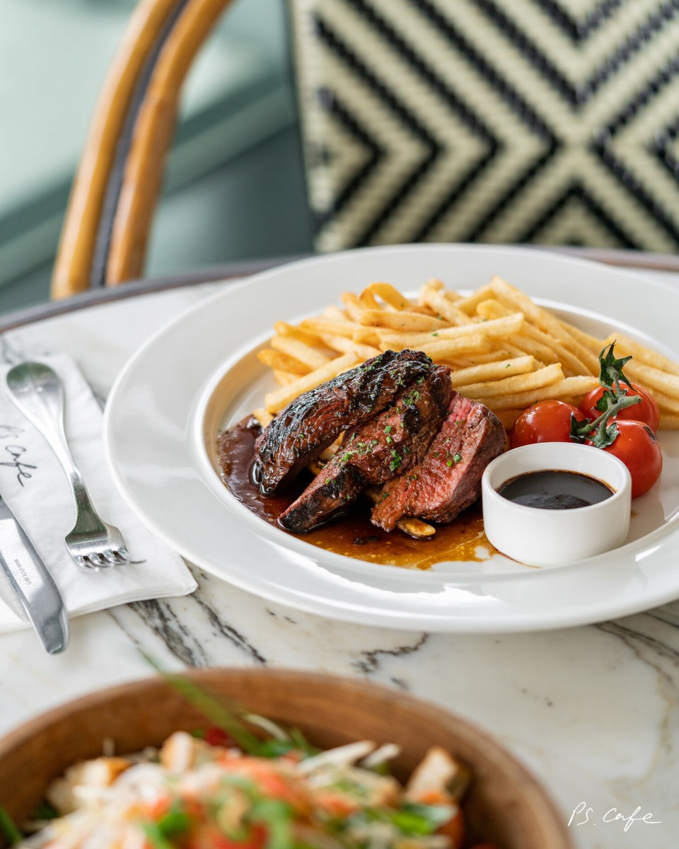 steak and fries at PS. Cafe @ East Coast Park