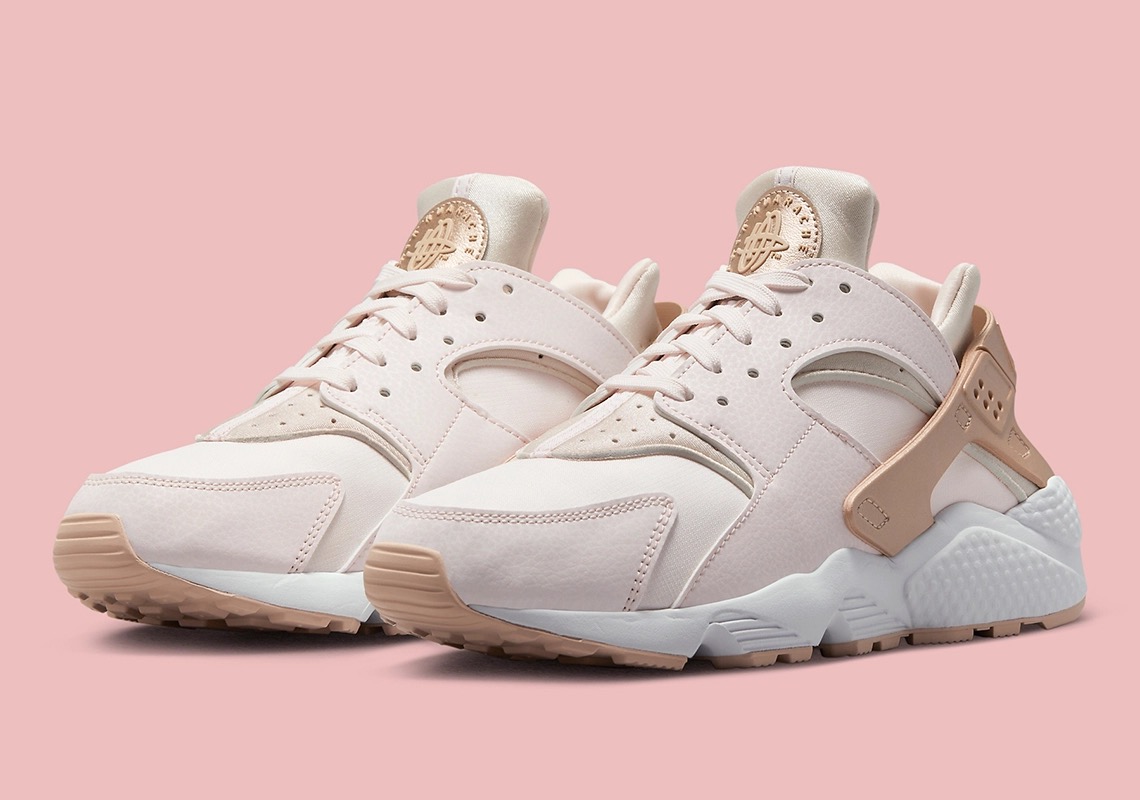 Pink Sneakers In Singapore - Nike Air Huarache Pink