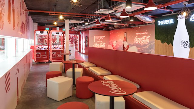 7-Eleven Singapore coca-cola store seating area
