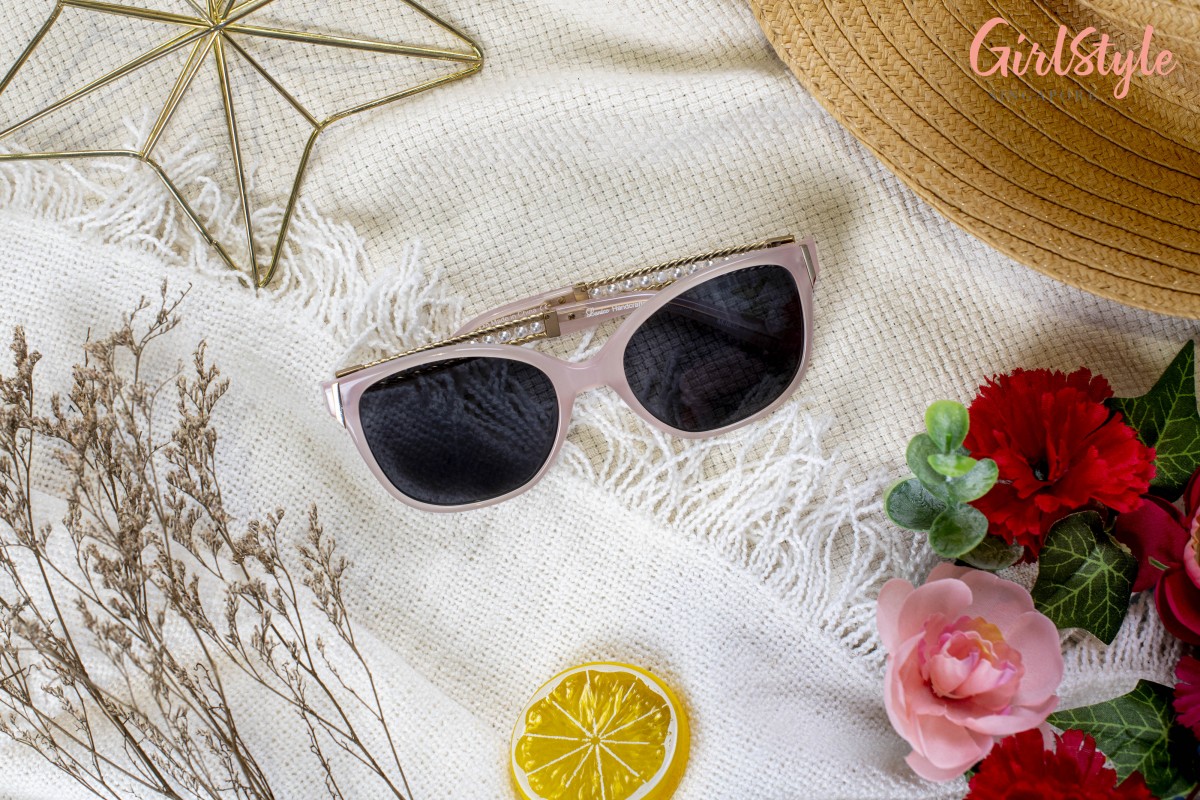 Pink sunglasses with pearls