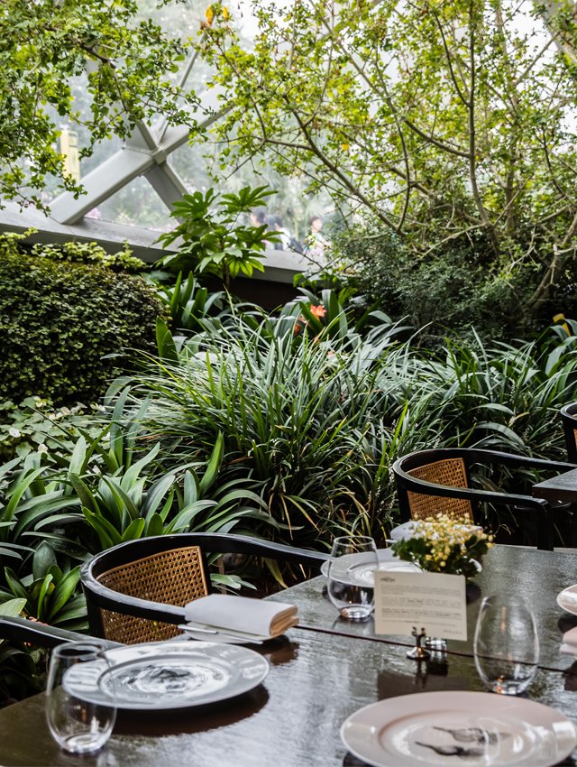 POLLEN Singapore dining area