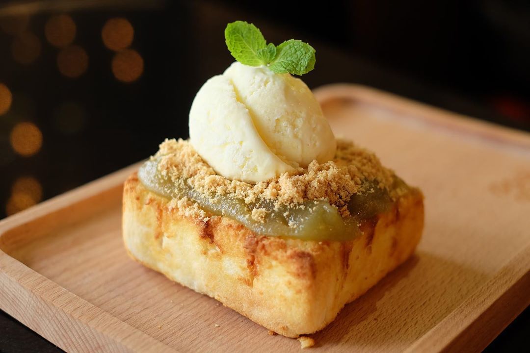 Wan Wan Thai Cafe kaya toast
