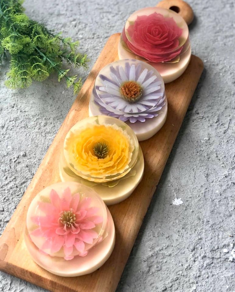 The Vanilla Bean SG mini 3d floral jelly cakes