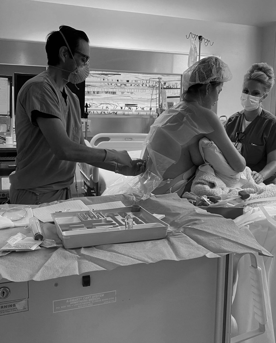 Chrissy Teigen John Legend lose baby miscarriage