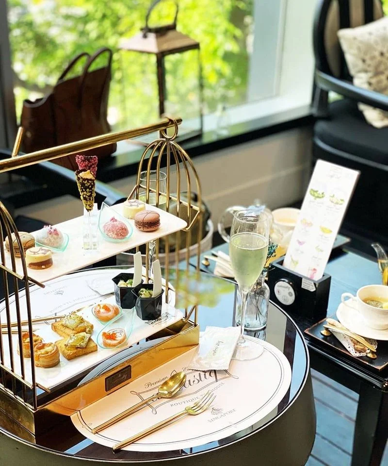 Afternoon tea set Singapore