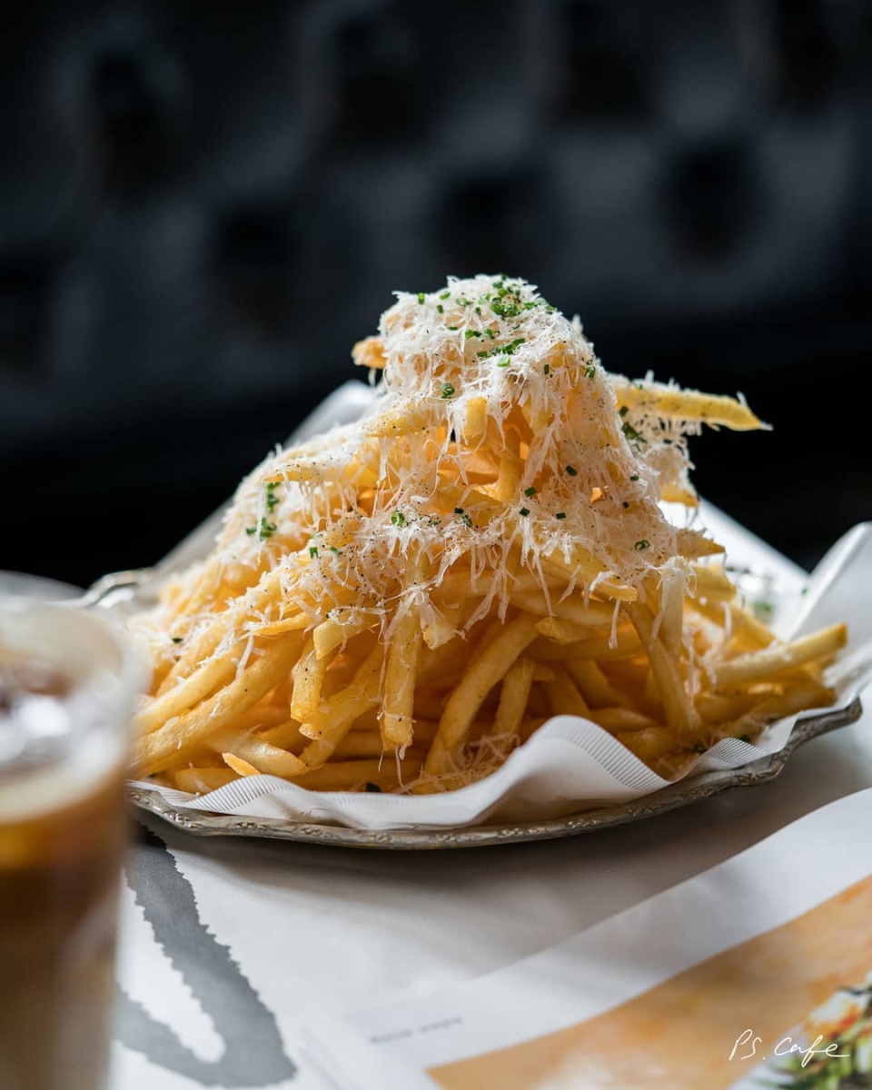 PS. Cafe truffle fries
