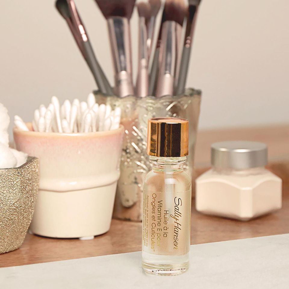 Sally Hansen Vitamin E Moisturizing Nail & Cuticle Oil