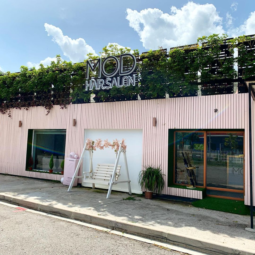 MOD Cafe Salon Singapore