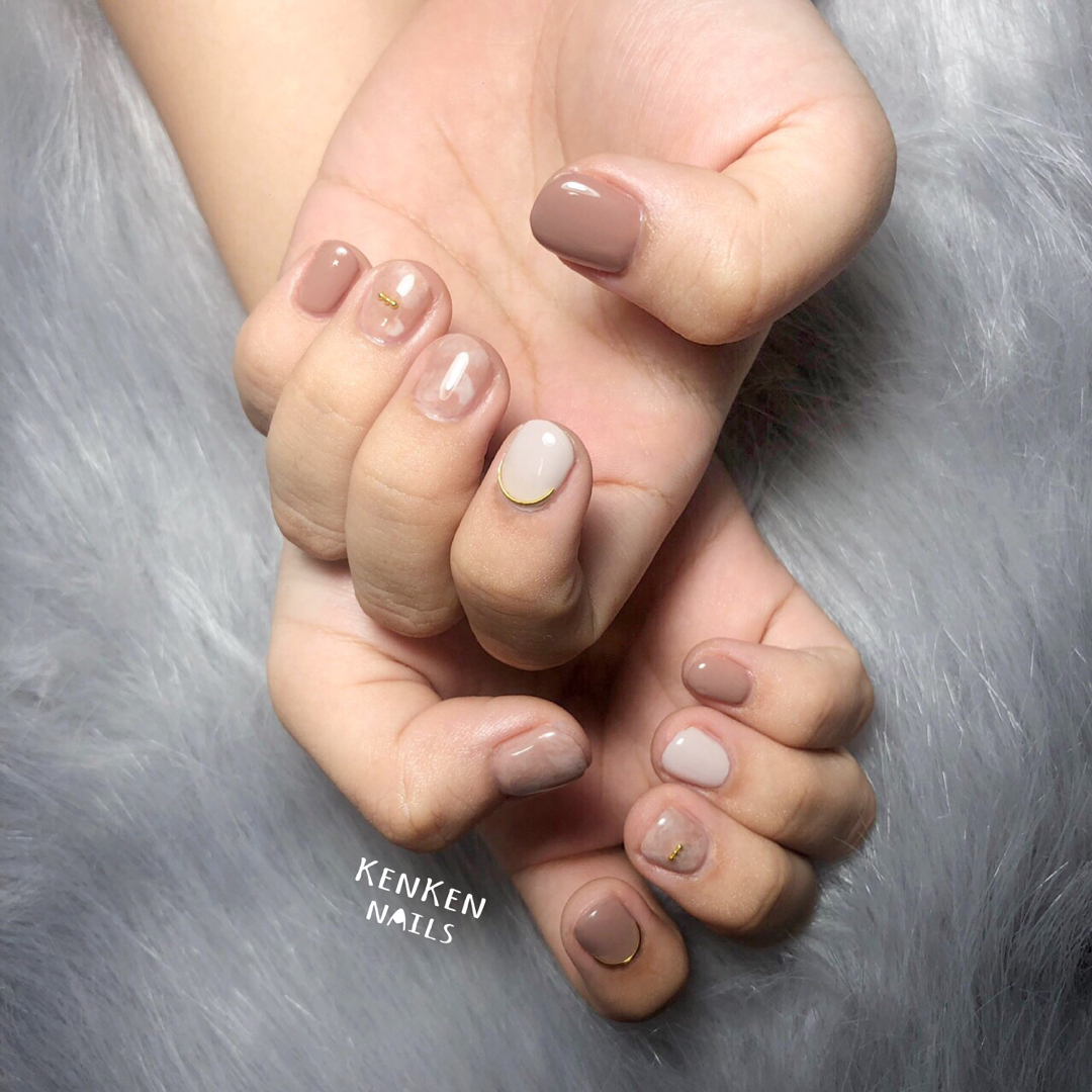 milk tea nail art on short nails