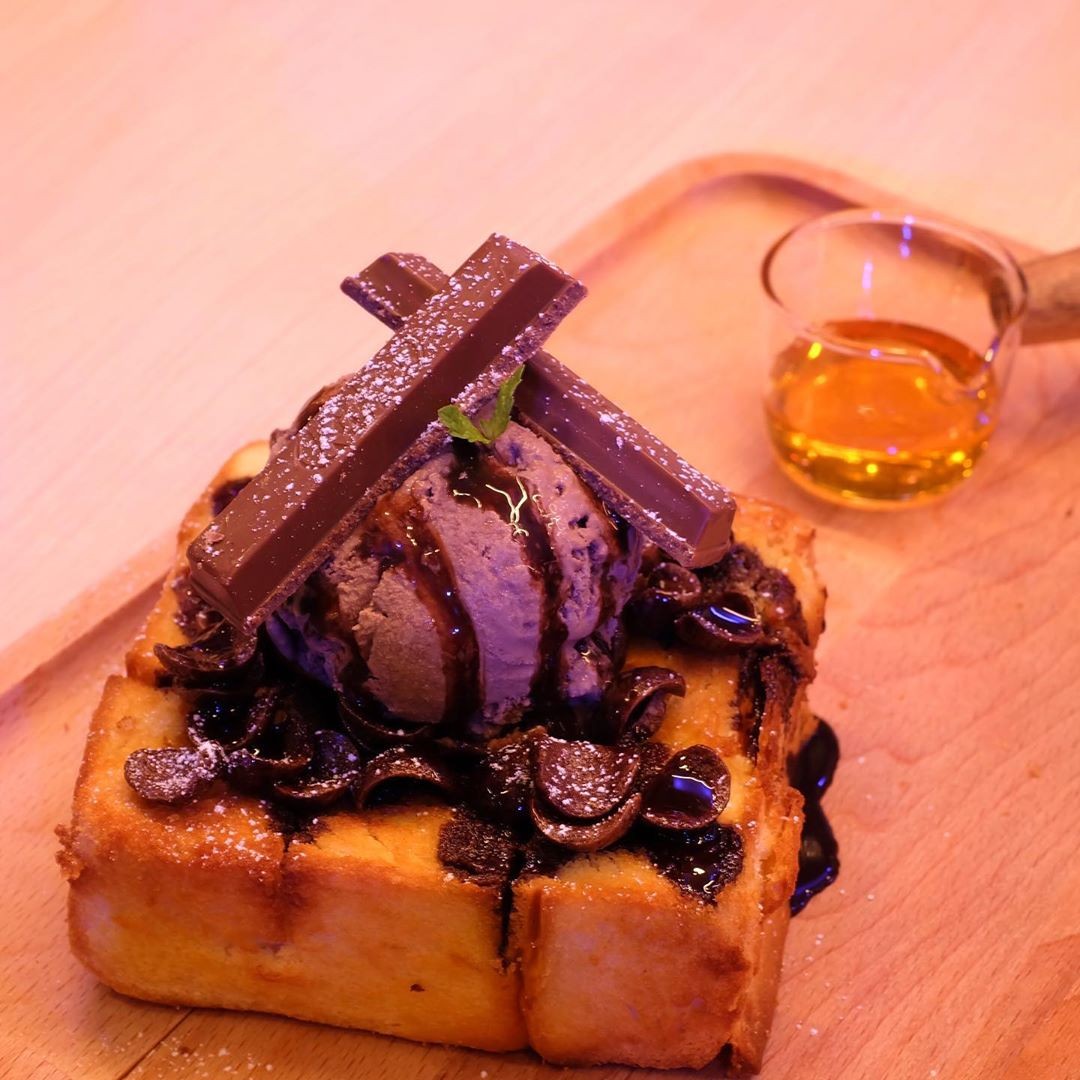 Wan Wan Thai Cafe toast