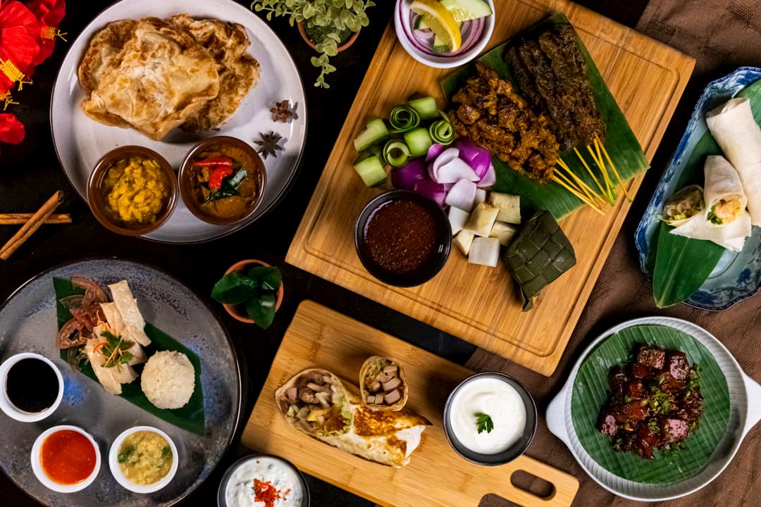 halal food at Atrium Restaurant @Holiday Inn
