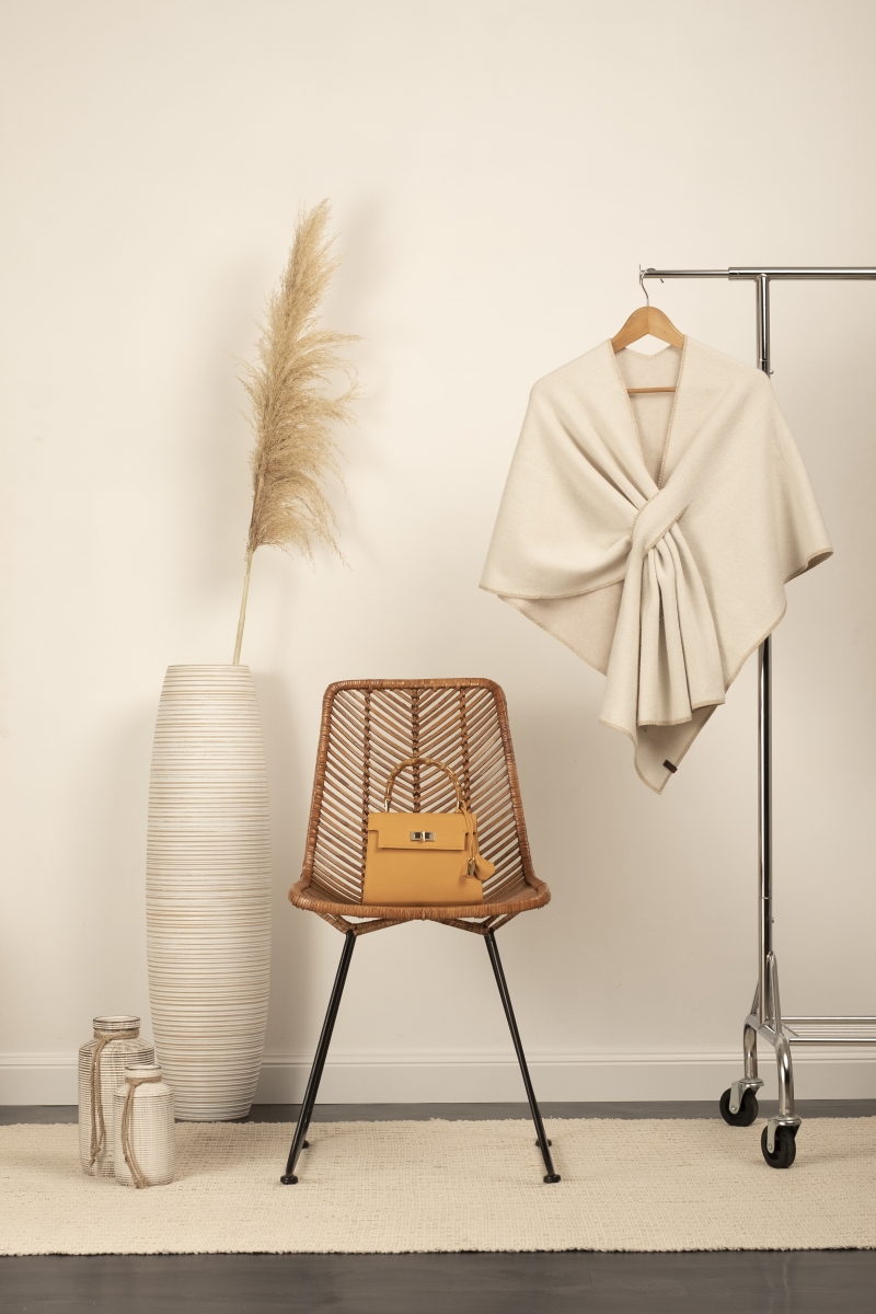 Sara by Pelletteria Viviani bag in yellow
