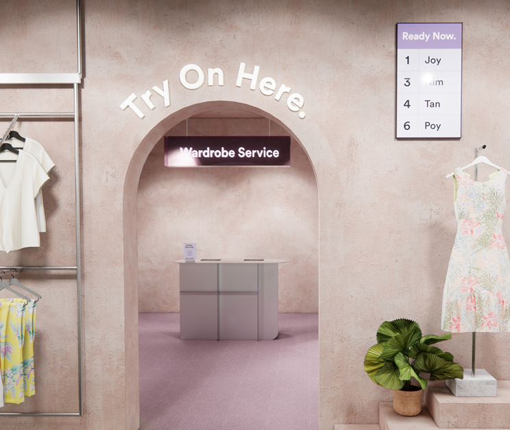 Pomelo fitting room area