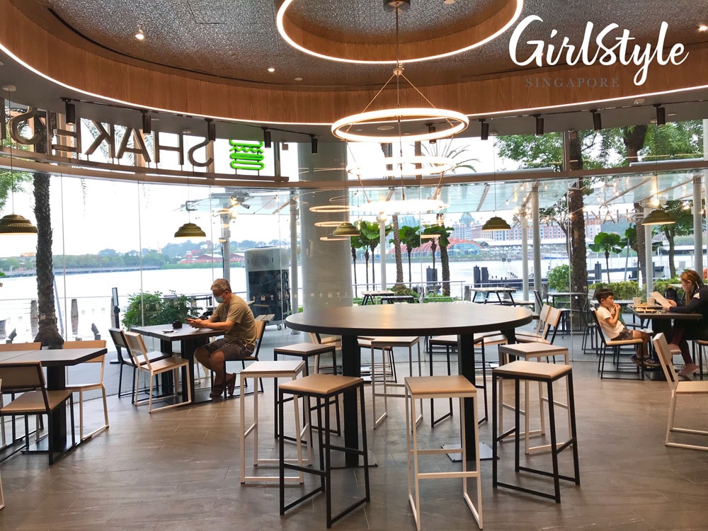 shake shack vivocity indoor seats