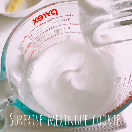 whisking egg whites and sugar