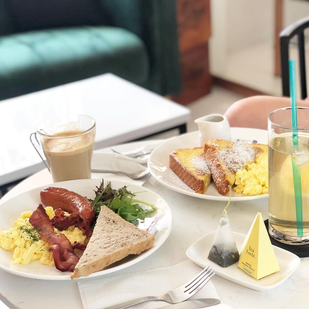 Breakfast served at Mod Cafe