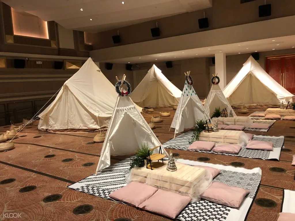 Capitol Theatre glamping picnic movie night staycation