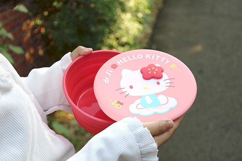 lunch box dr.si hello kitty plum blossom