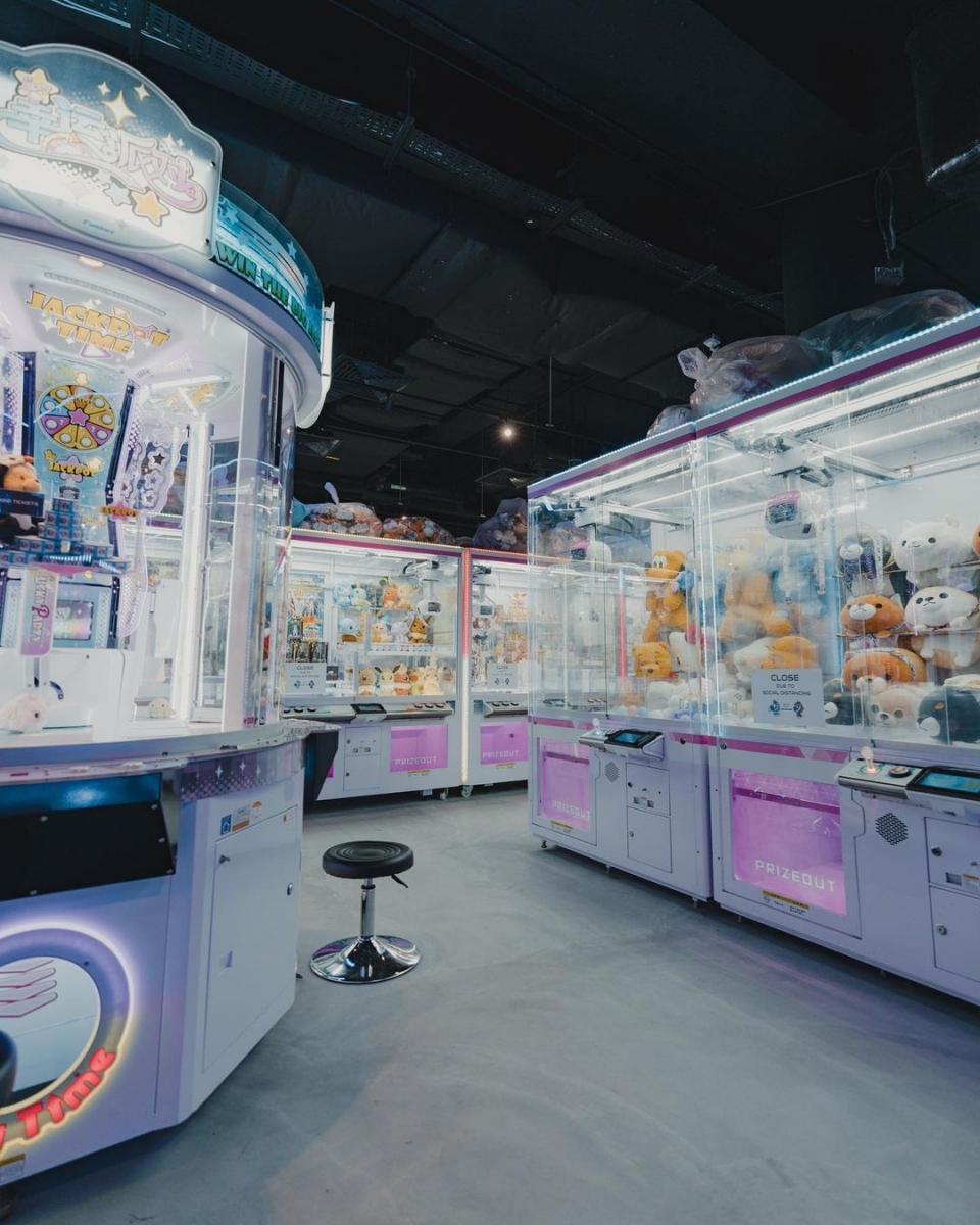 New World Carnival arcade Singapore Marina Square VR games