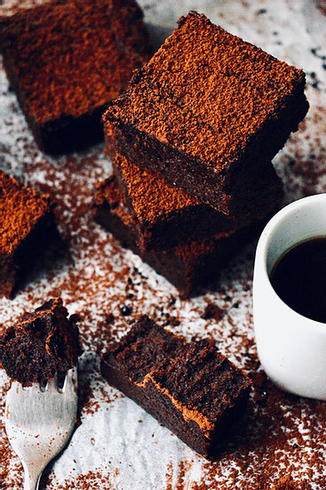 Mai Hiam Buay Pai brownies shot from the top