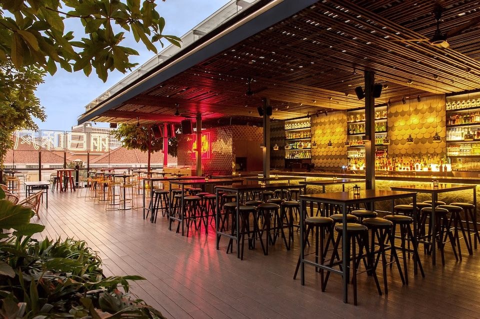 loof rooftop bar singapore