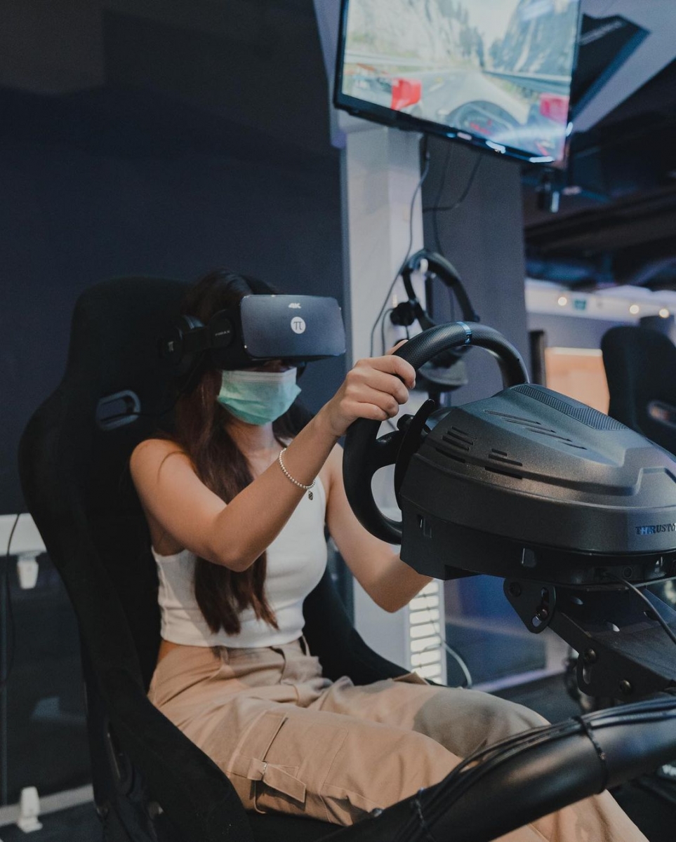 New World Carnival arcade Singapore Marina Square VR games