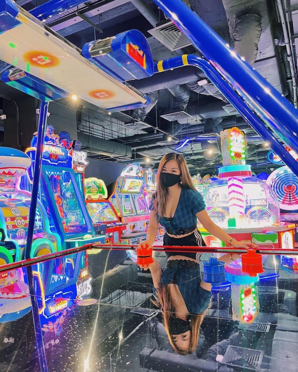 New World Carnival arcade Singapore Marina Square VR games