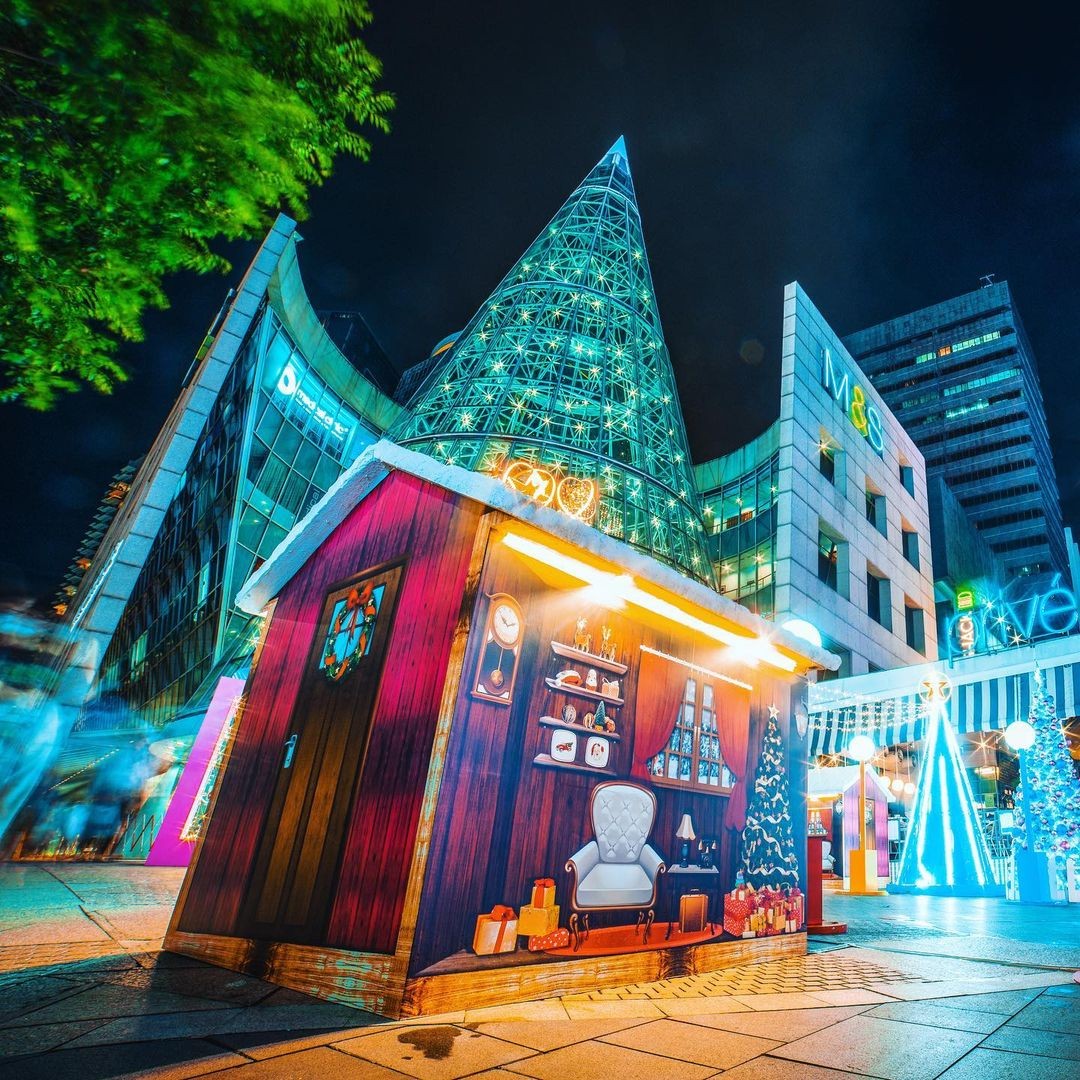 Christmas light-up Singapore 2020 Wheelock Place Orchard Road