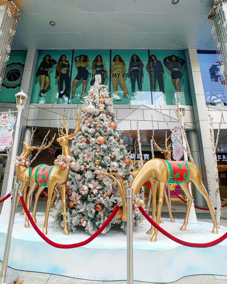Christmas light-up Singapore 2020 Wisma Atria
