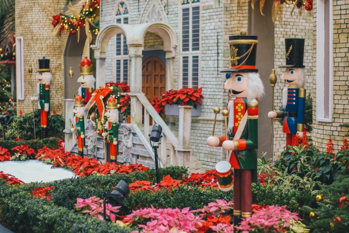 Poinsettia Wishes 2020 Gardens by the Bay Singapore