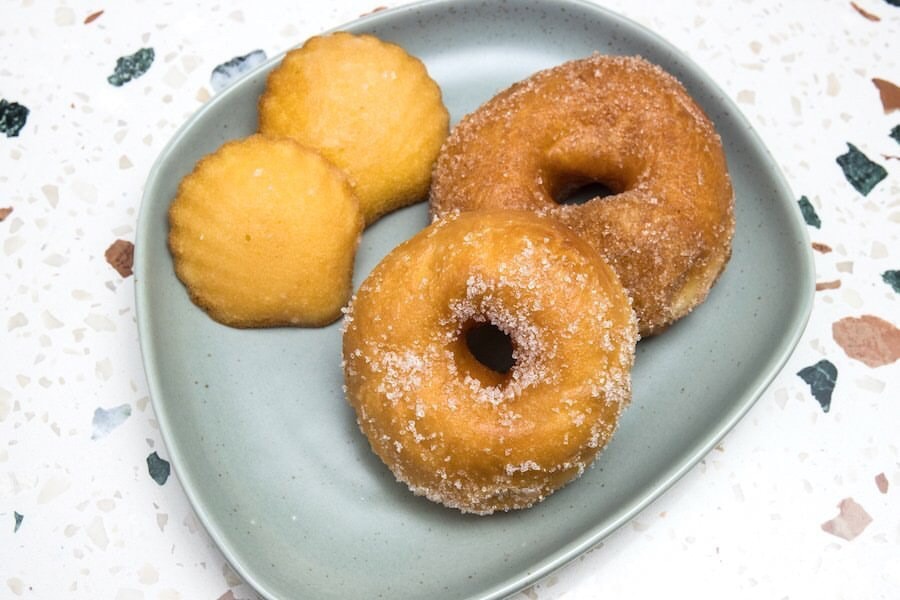 Cafe Bakeaholic donuts